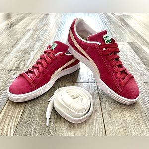 NWOT Women’s Puma Suede Classic XXl size 5.5